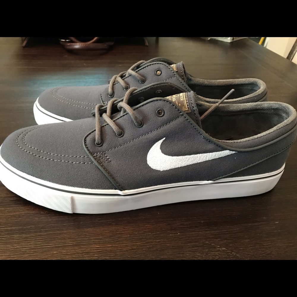 Nike SB Air Stefan Janoski 615957-027 Size 10.5